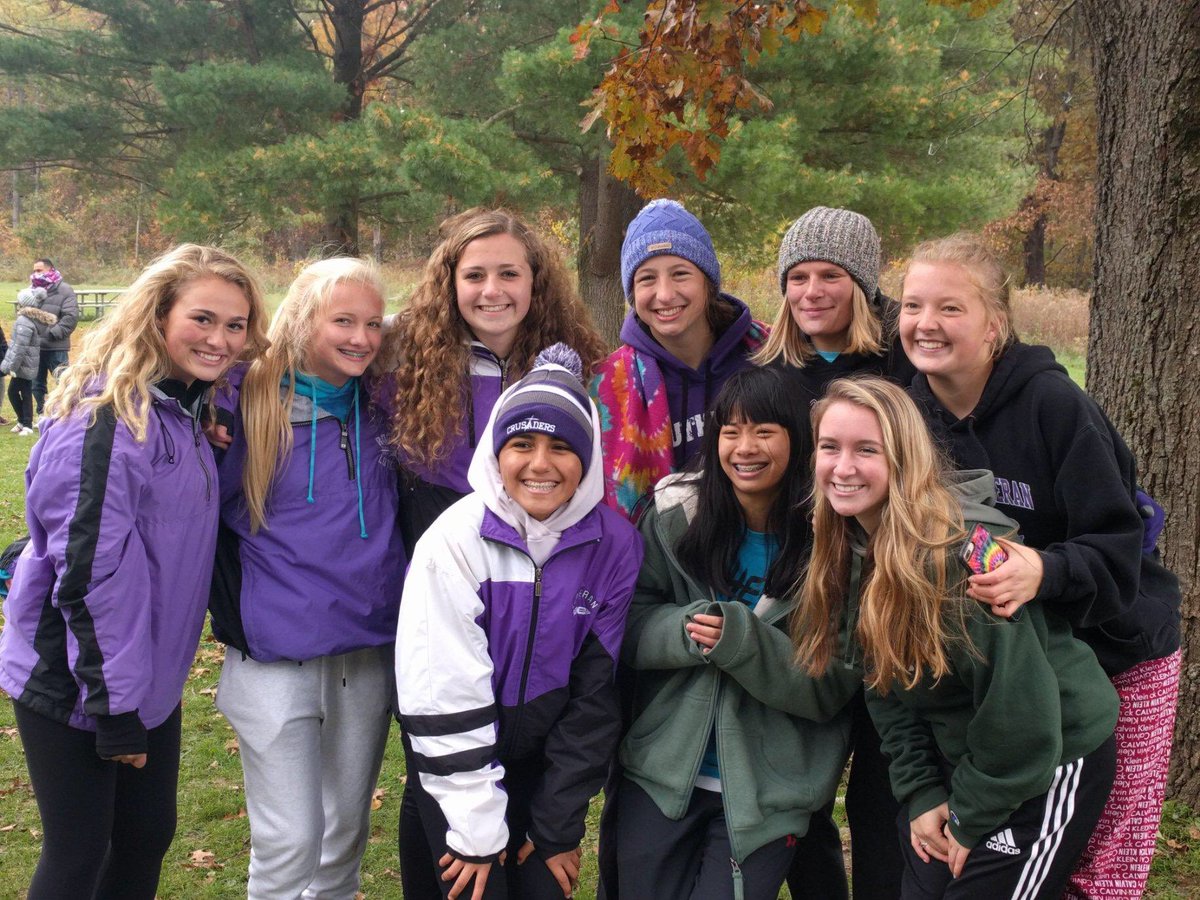 Both our girls and boys Cross Country teams qualify for sectionals! This is the first time both teams have qualified for sectionals since 2013! Congratulations to all! They will run next Saturday at the Oregon sectional! #SaderStrong #CC #OntoSectionals