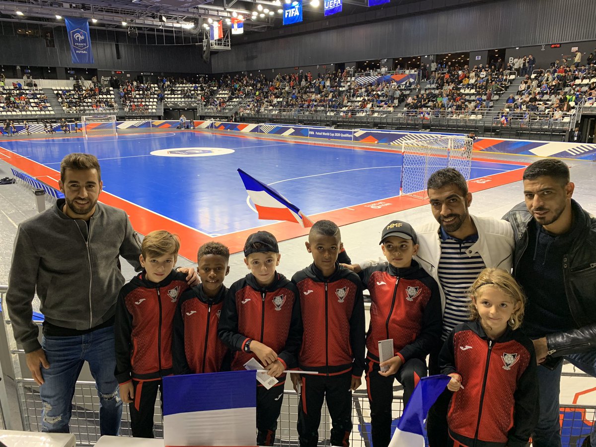 L’Académie du <a href="/montpmedfutsal/">Montpellier Futsal</a> est à #Cergy pour encourager l’ <a href="/equipedefrance/">Equipe de France ⭐⭐</a> de #Futsal avant leur tournoi parisien de demain ! 

L’occasion aussi de croiser des amis/joueurs du Montpellier MF 🇲🇦🇧🇪