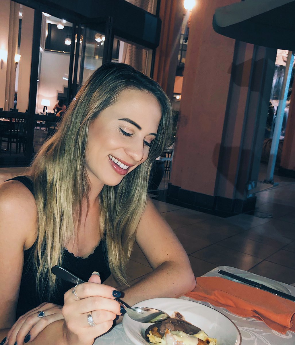 Sunet van Wyk tweet media