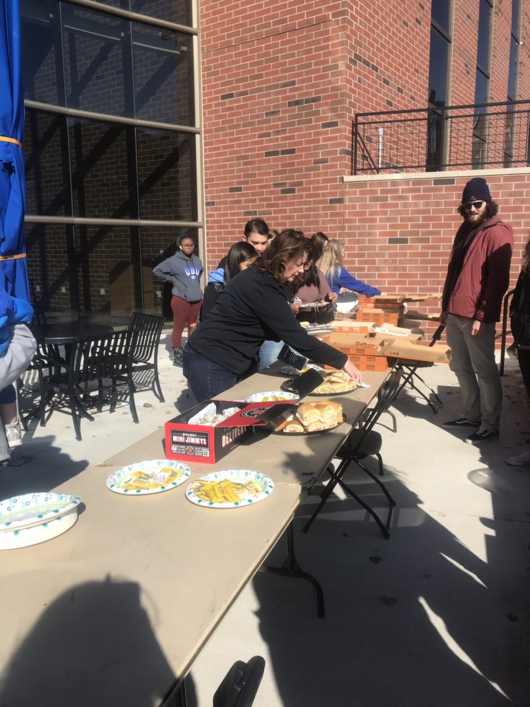 UDCOMM's tweet image. Our Welcome Back Picnic hosted by the LPE Chapter at UD was a hit!! A special thank you to all members and faculty who helped out yesterday to make it a very successful event. Keep an eye out for future events hosted by this great group of UD students!