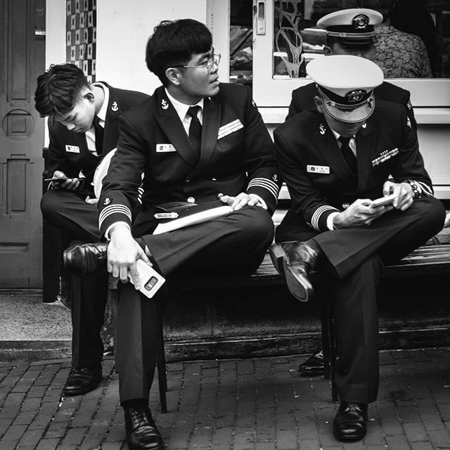 BigGizmo's tweet photo. Calling homefront #blackandwhite #bnw #monochrome #instablackandwhite #monoart #insta_bw #bnw_society #bw_lover #bw #insta_pick_bw #monotone #monochromatic #noir  #streetlife_award #fineart_photobw  #bw_awards  #graphic_arts_bnw  #streetphotography #stre… https://t.co/jYucjvhc61 https://t.co/x27sGI7fWM