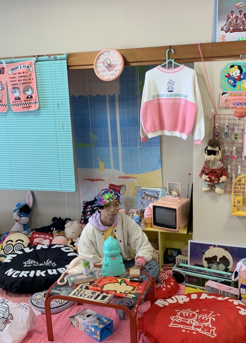 山下メロ ファンシー絵みやげ 平成レトロ 平成ギャル部屋 昭和ヤンキー部屋 ファンシー女子部屋 レトロゲーム好き子ども部屋 なつかし部屋再現展 多数のご来場ありがとうございました 27日も11時 17時 高円寺北区民集会所2fです 最終日 部屋 山下メロ ファンシー絵みやげ 平成レトロ 平成ギャル部屋 昭和ヤンキー部屋 ファンシー女子部屋 レトロゲーム好き子ども部屋 なつかし部屋再現展 多数のご来場ありがとうございました 27日も11時 17時 高円寺北区民集会所2fです 最終日 部屋