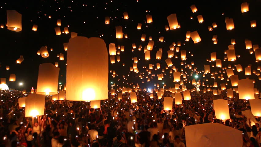CMLanternFest's tweet photo. Thailand with the sky full of lanterns.
 https://t.co/t7elxvg3Mo
#yeepeng #yeepengfestival https://t.co/ghnvp31lAd