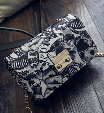 Repeat after me: 'You deserve a new bag!'

👜 Graffiti Cartoon Synthetic Leather Chain Handbag
🔎 for XASC on xookool.com

--
#xookool #imxookool #beautifulinsideout #ifyoulikeitbuyit #fashionbags #bagforsale #baglover #bagshopping #bagsofinstagram
