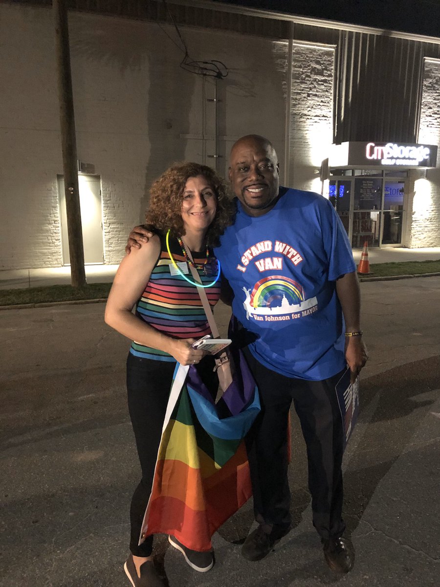 LisaRingGA01's tweet photo. Incredible energy at last night's #Pride Parade! Thank you to our friends who came out and marched with us and thank you to @PrideinSavannah for organizing such a beautifully positive event. Well done, Savannah! https://t.co/Q4U327Gtcg
