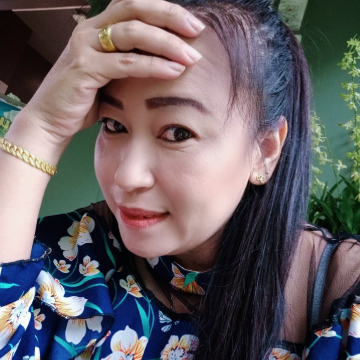 Tippawan0852301's tweet photo. มาสนุกกับฉันสิ > เพลงรัก on #BIGOLIVE https://t.co/DtKxuGuBp1 https://t.co/9h0IZObcOY