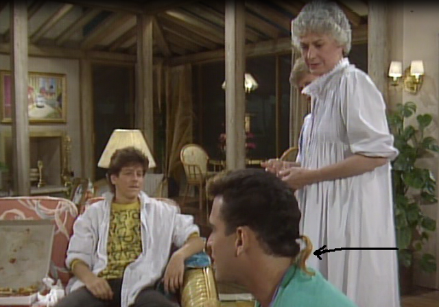 goldengirlsnews's tweet photo. #OnThisDay October 26, 1985, #GoldenGirls aired S1E6 "On Golden Girls" https://t.co/sU7J6E6NHU Blanche's grandson visits #Miami, and upsets the routines of the girls. Get Sophia a #MelonBaller! #RueMcClanahan #EstelleGetty #BeaArthur #BettyWhite @BettyMWhite @Billy_Jayne https://t.co/jAv5BzTL51