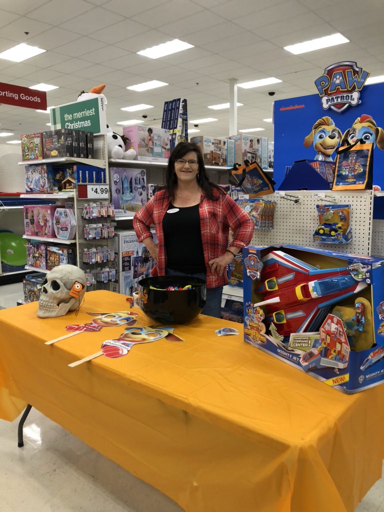 Everyone is having fun with our Paw Patrol Event at T780!
#target <a href="/KelleyHeller12/">Kelley</a>