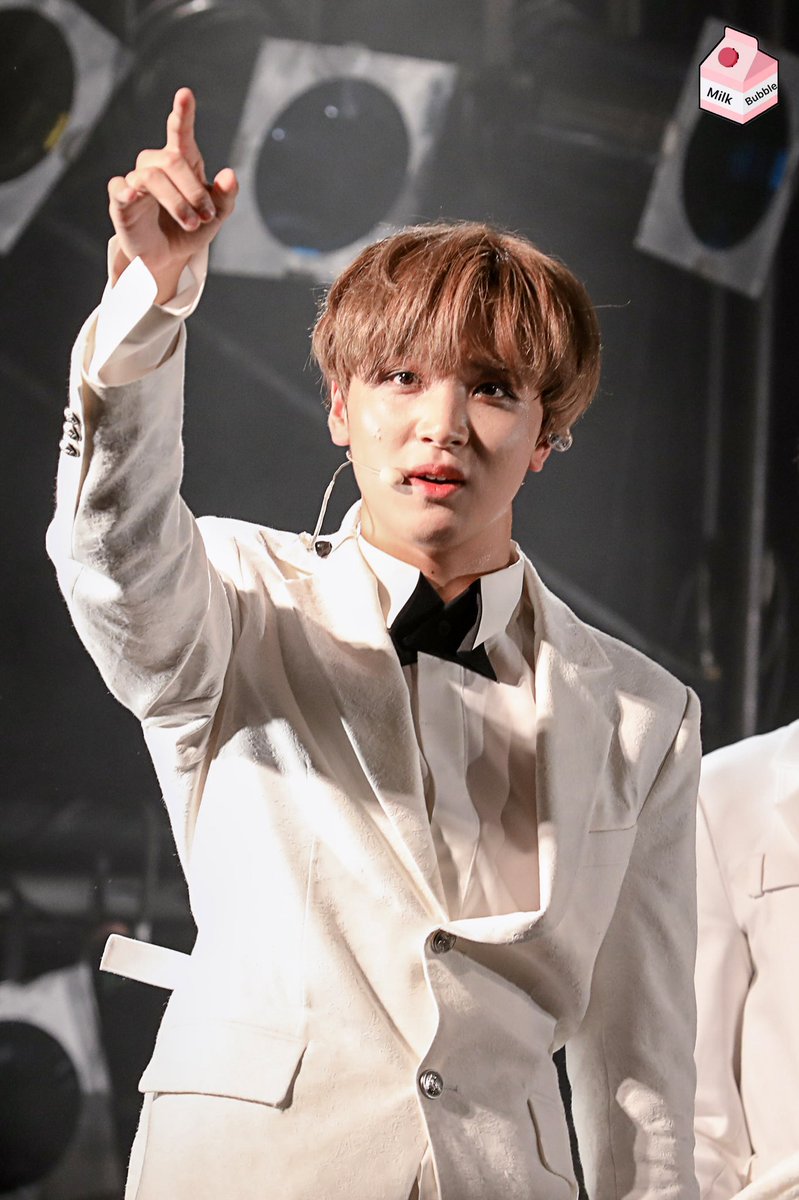 haechantimes's tweet photo. https://t.co/mq0WANpb6j