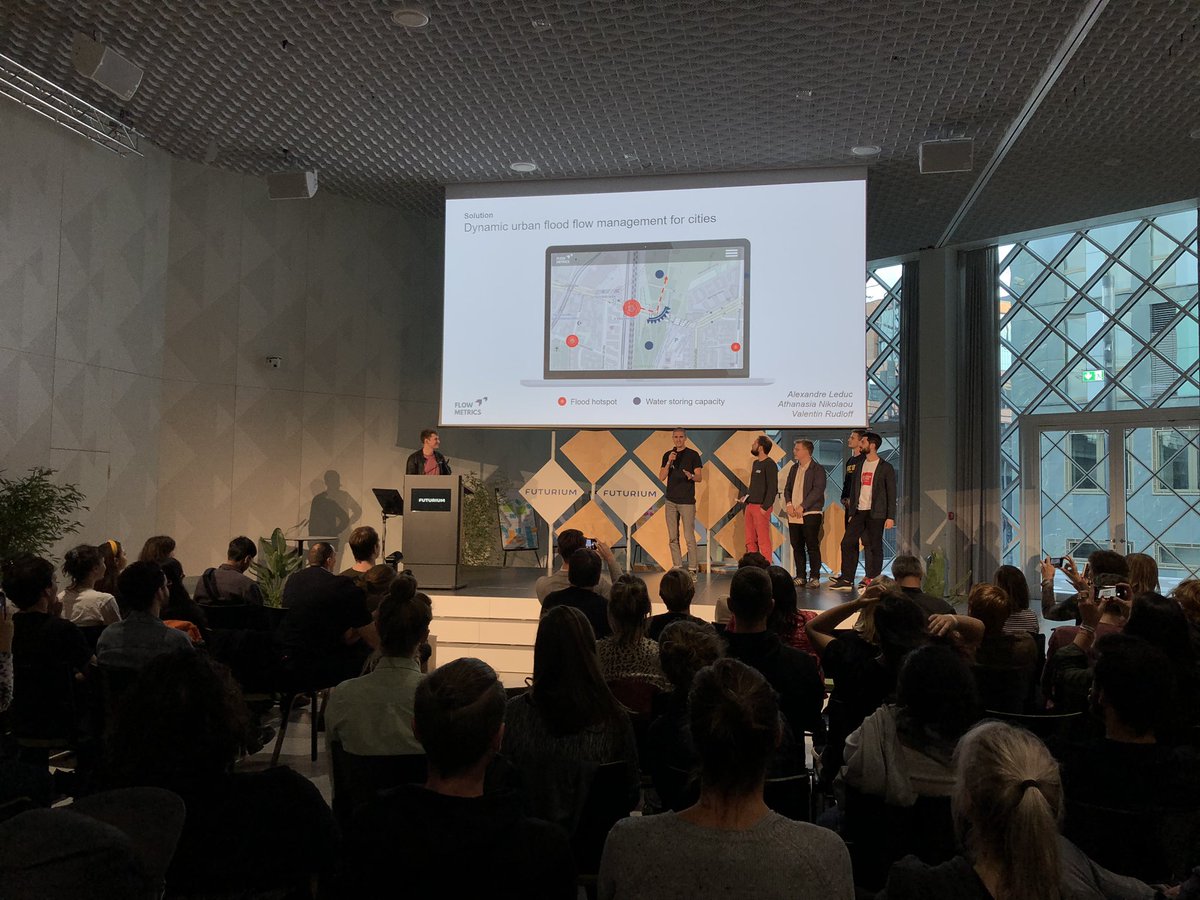 urbanimpactfeed's tweet photo. #exremeweather Challenge Hackers by @ECDigitalFuture pitching their ideas to the public! #Climathon #ClimathonBerlin https://t.co/oncdieLbAI