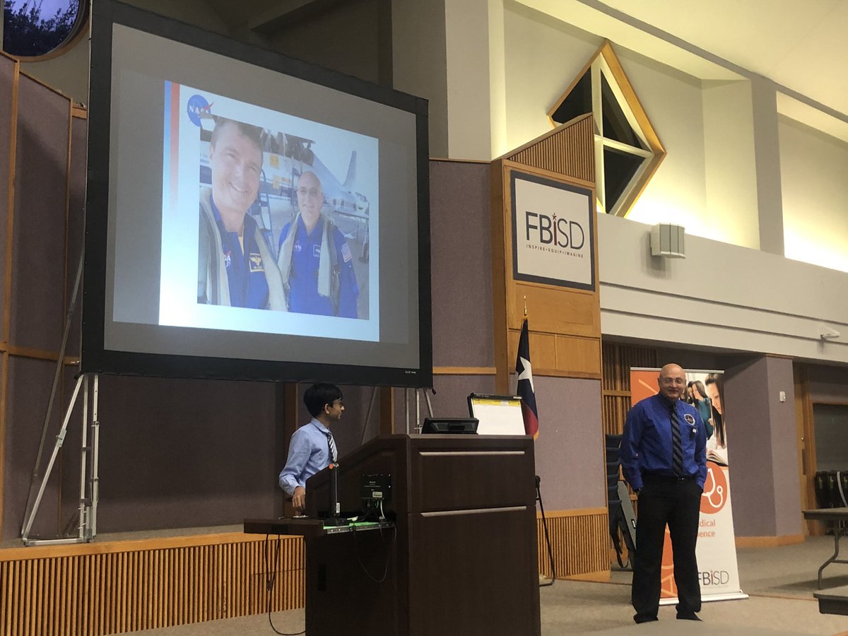 MedSci Around the World of Medicine Conference of to a great start with keynote speaker Dr.  Blake Chamberlain a Flight Surgeon at NASA. @CRodriguez1081 <a href="/FortBendISD/">Fort Bend ISD</a>