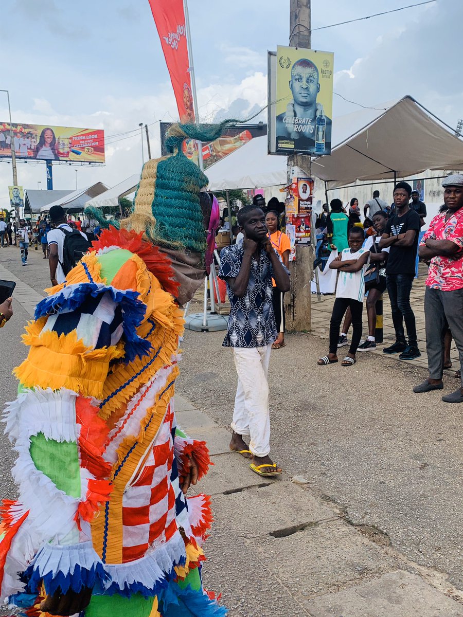 theCreativita's tweet photo. #akwaabakumasi with the whole crew @Tasty1Gh 💥💥💥 https://t.co/4NJug8uax5