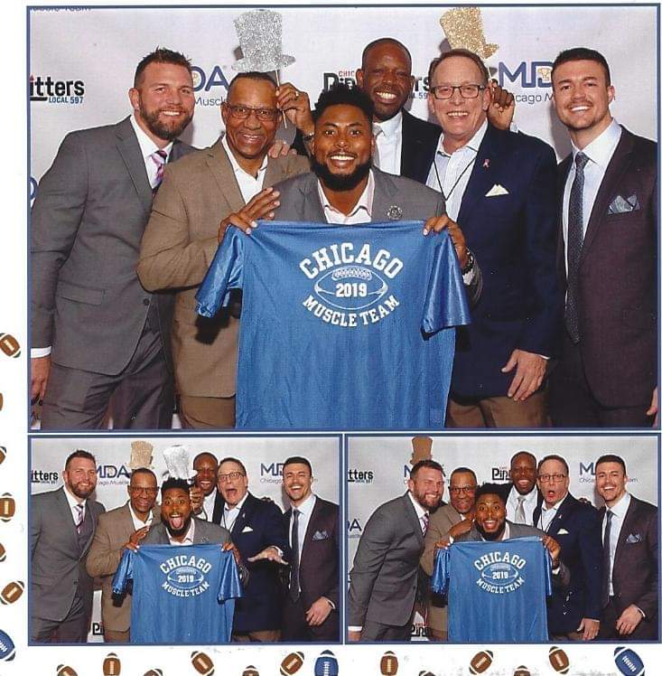 coreyisamaysing's tweet photo. We love to give back because we know nothing is to be taken for granted!

@RetiredNFLCHI
@NFLPAFmrPlayers
@ChicagoNFLAlum

#NFL100 #Chicago #Charity #Gala #Dinner #mdamuscleteam https://t.co/ogkvtd7icx
