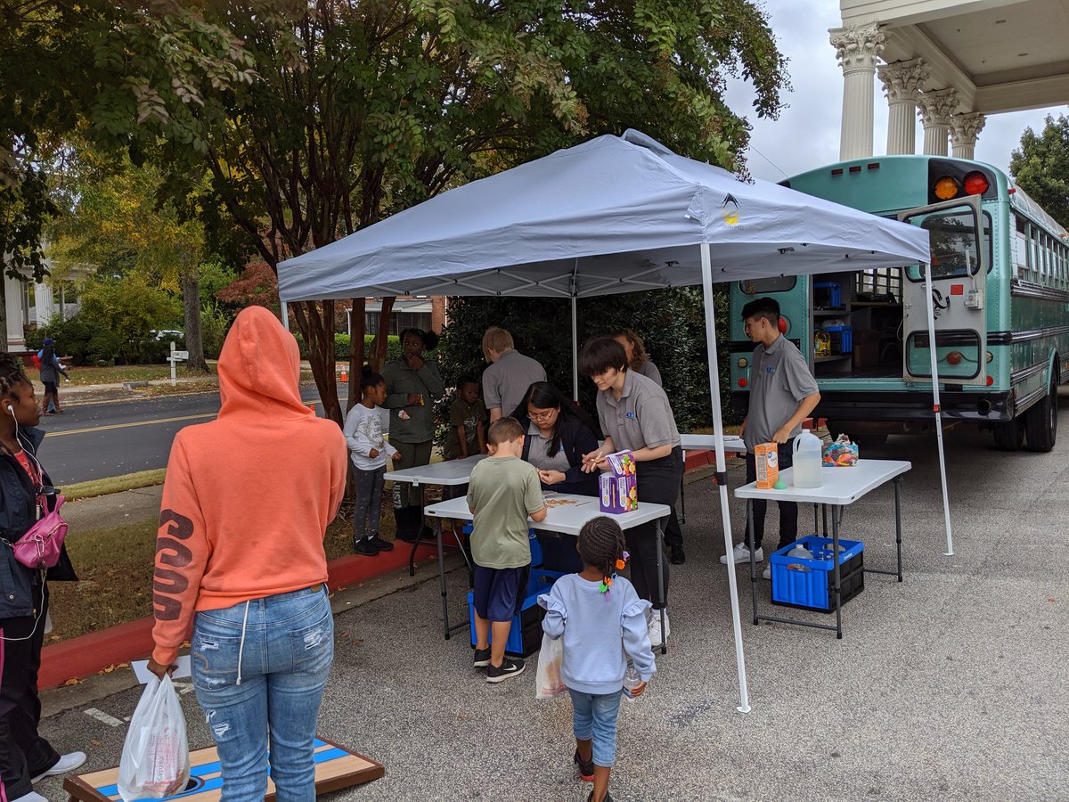 NCCA STEM Bus sharing with the community STEM projects and Resume Building at Change the World Day! <a href="/NCCA_Covington/">NCCA</a> <a href="/NCCA_STEM/">NCCA STEM Institute</a> <a href="/NewtonCoSchools/">NCSS</a> #myncca
