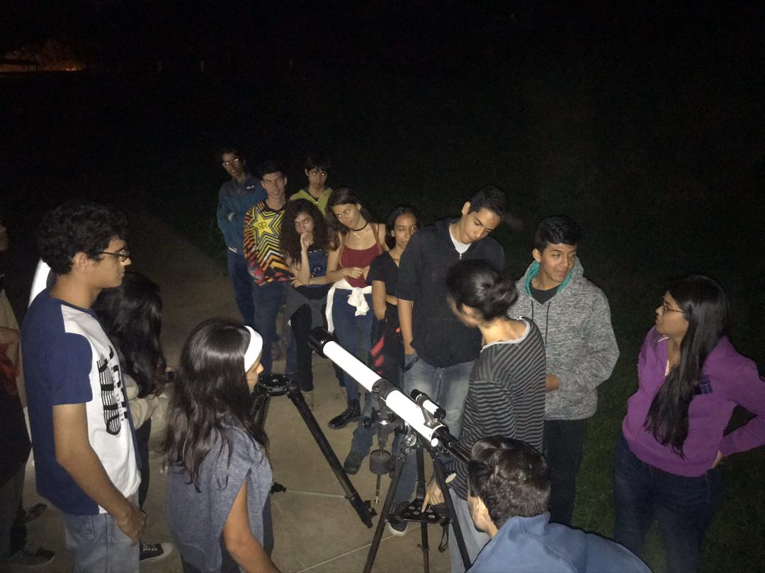 GUIA_USB's tweet image. ¡Noche de observación del día jueves 24 de Octubre! Bienvenidos a todos. Cielos claros.