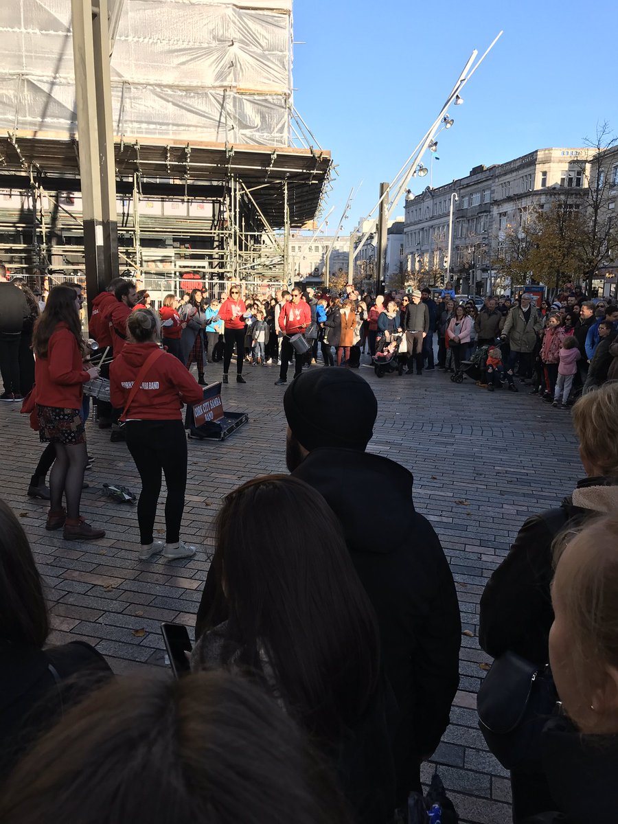 An amazing atmosphere in Cork today! Well done to <a href="/corkjazzfest/">Guinness Cork Jazz</a>, <a href="/fcollinsie/">Fiona</a> &amp; all the organising team.  #CorkJazz #PureCork