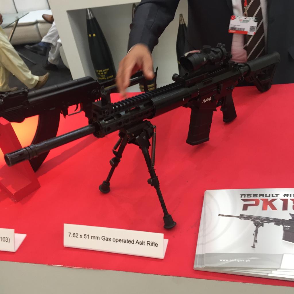 VinodDX9's tweet photo. PK-18, 7.62*51 mm battle rifle
PK-21
POF produced #Pakistan copy of AK-103 (lebelled mistakenly ? Muzzle is different)
Unlikely, they can keep producing it...they possibly will get an angry reaction from #Russia and production will be stopped.
#pakistanweapons ,, https://t.co/zd9GW8GZ5G
