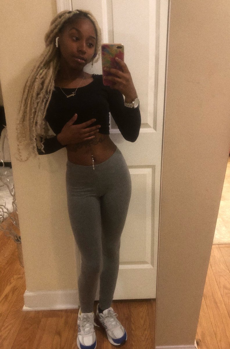 Imsoty's tweet photo. cocky af nigga fuck your opinion 🖤 https://t.co/fwIsp8sDWA