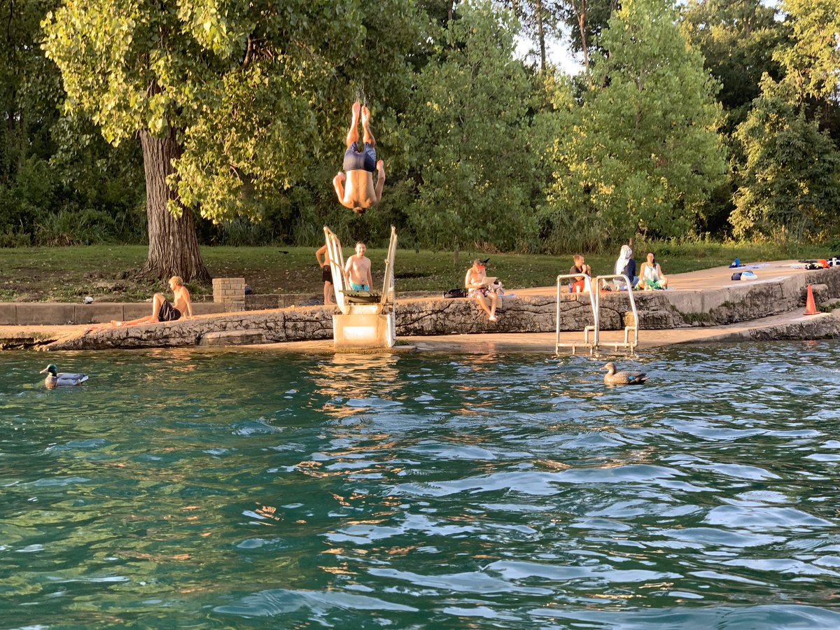 blipic_well's tweet photo. Perfectly timed capture of @kammok’s product designer, Henry, enjoying some adventure at last month’s Taco-Tri.  Meet at the gear shop before the sun rises every 1st Thursday!  #community #alwaysoutside @SunshinePoints https://t.co/FcFGvwBrtN
