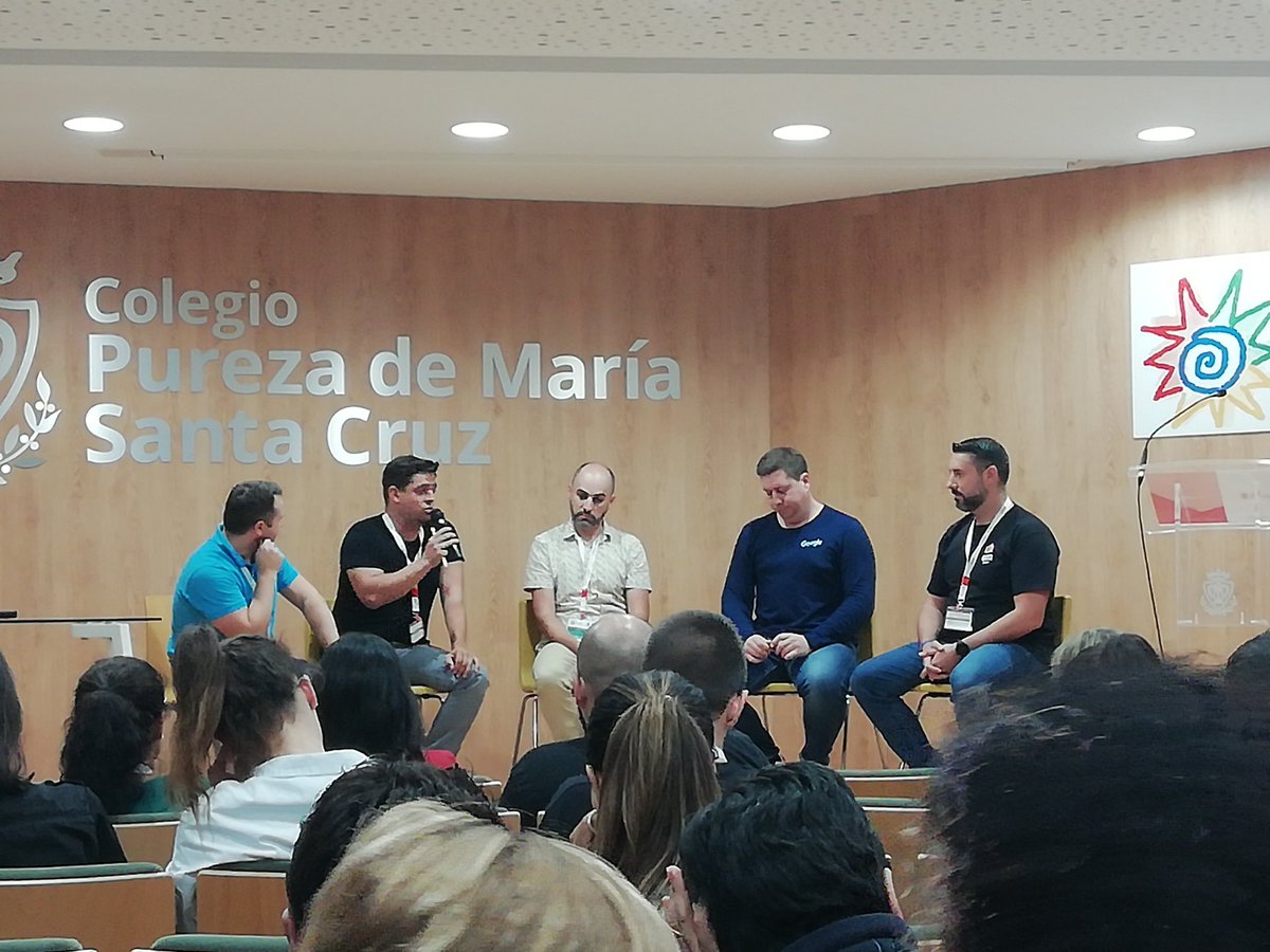 AnaIsab15424449's tweet photo. Intervenciones en la mesa redonda @buenconsejoll @itielleon @ochomollinas https://t.co/2pyX21UjVF