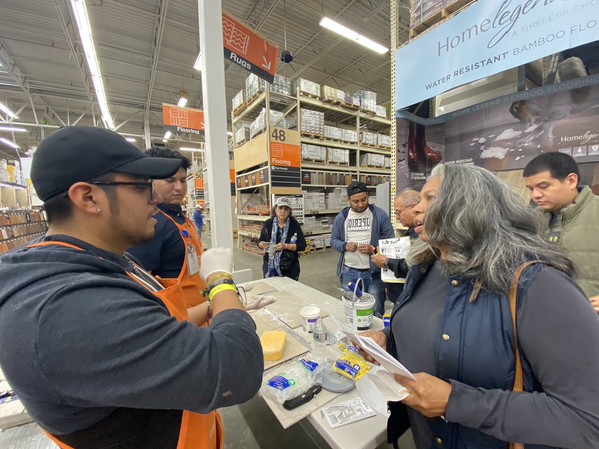1kjohn's tweet photo. Tile Time!
Luis and Jason inform customers about the finer details of tile spacing. https://t.co/KP2kqOD3Dq
