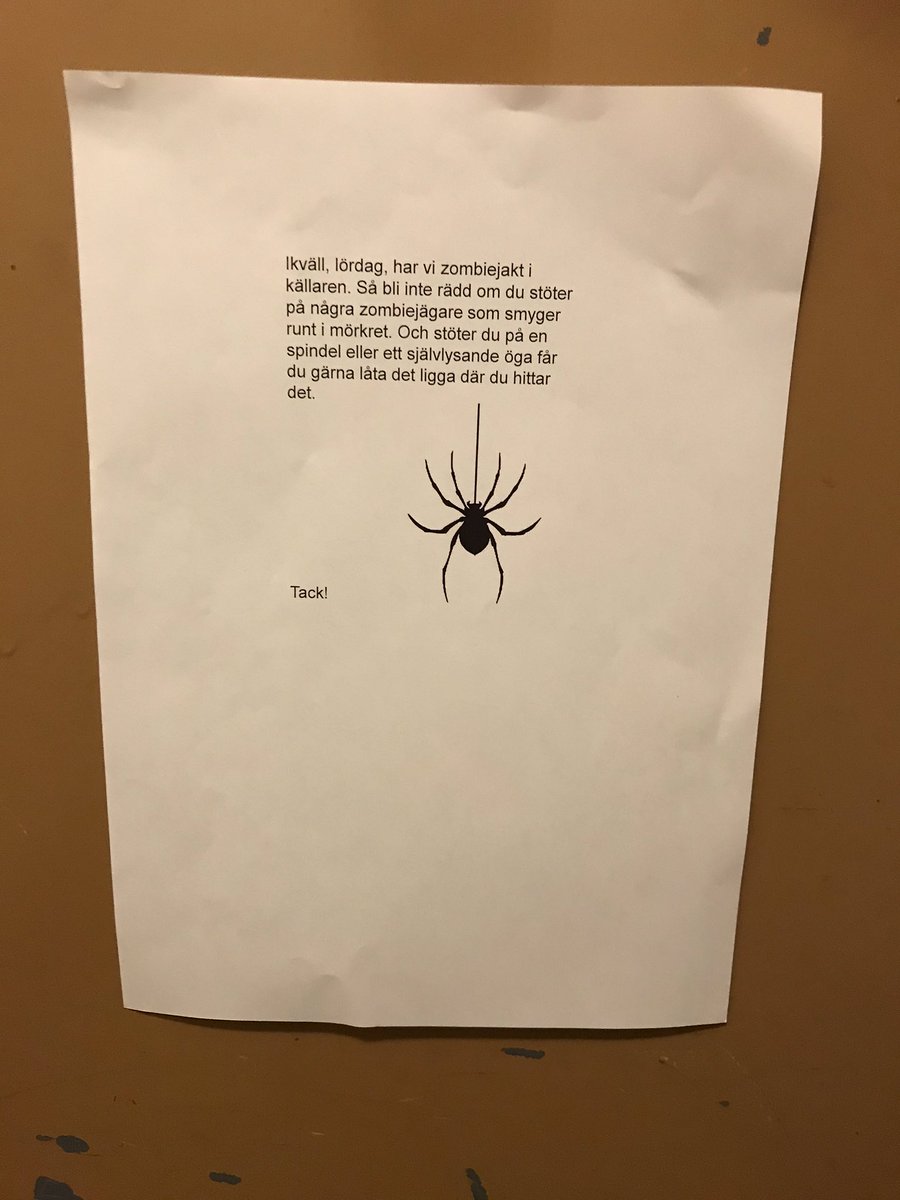 sofi_t_deveaux's tweet photo. Möts av anonym #arglapp på väg ner till #tvättstugan. Är det så här man firar #halloween @maxelson ? https://t.co/IQFc5tfVCF