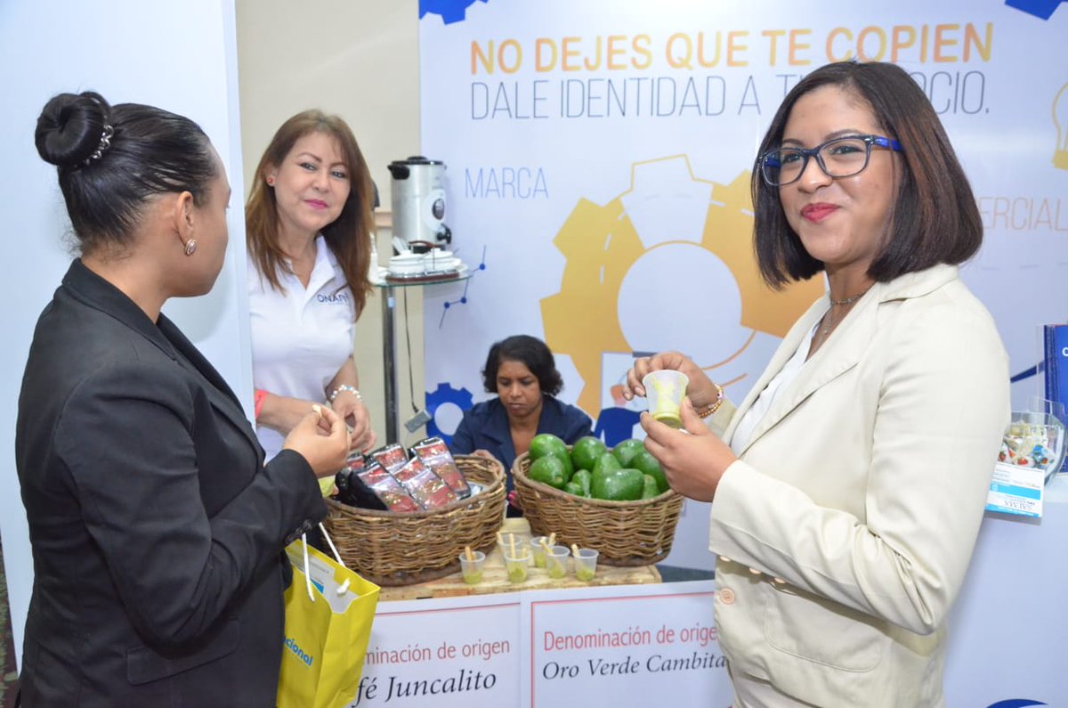 OnapiRD's tweet photo. En #ONAPI apoyamos y promovemos los productos dominicanos certificados con Denominación de Origen e Indicaciones Geográficas.
Visita nuestro #StandONAPI en la #SemanaMipymes2019, te orientamos sobre procesos de registros de #SignosDistintivos y asesoramos sobre #Innovación. https://t.co/sYW0yJdG9G