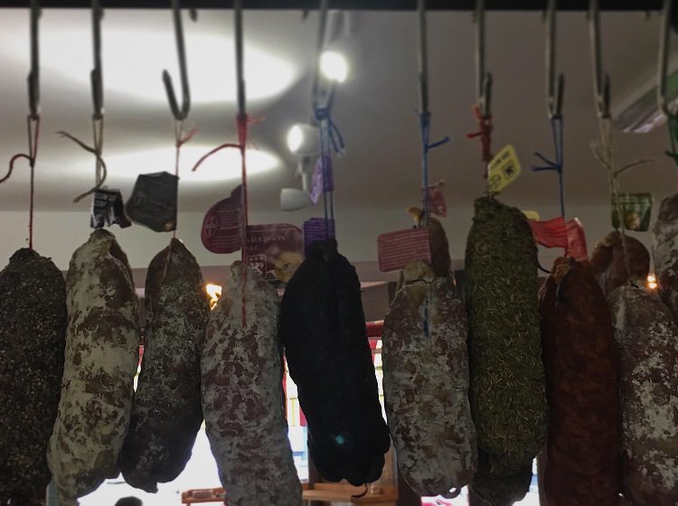 Les Garrigues Cheese and Wine Bar tweet media