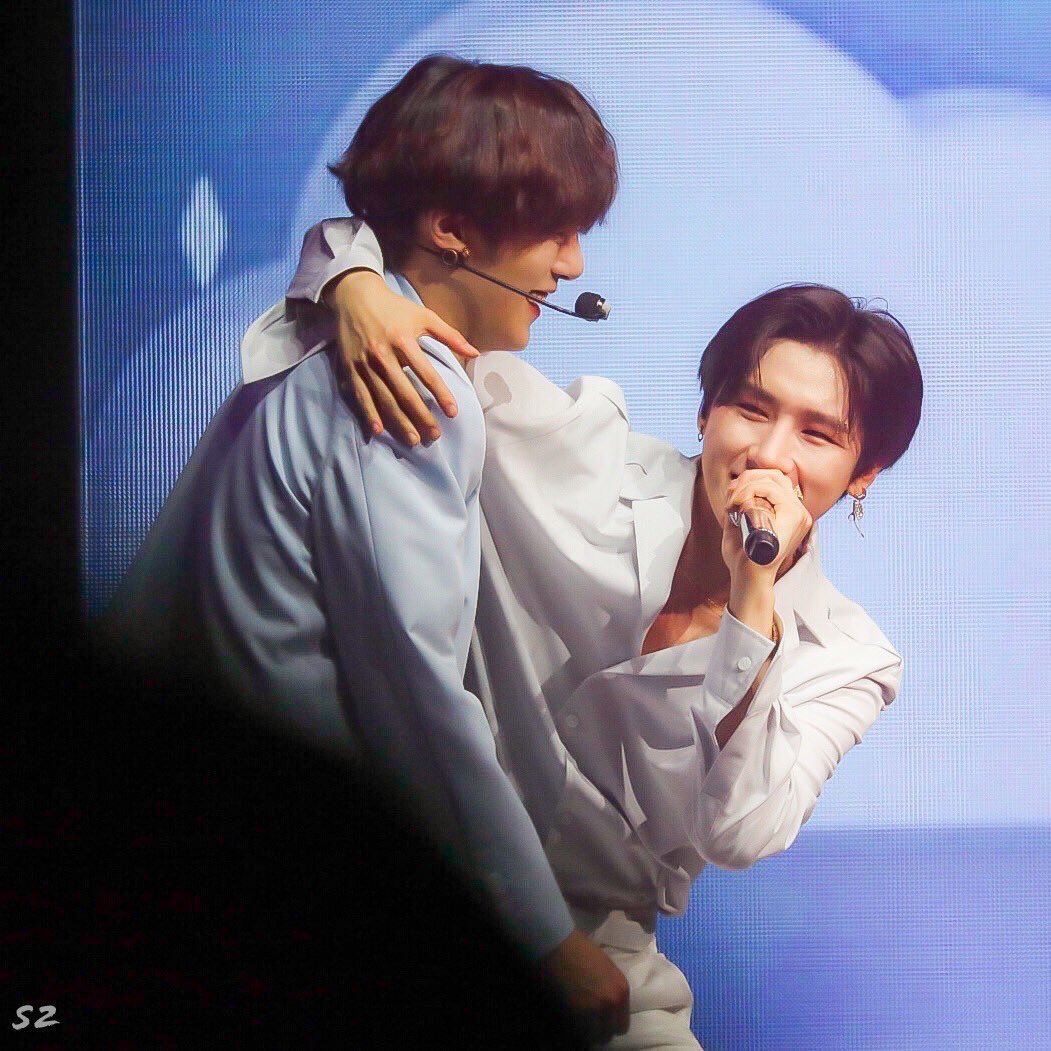 Min stop clinging onto his maknae challenge fail.