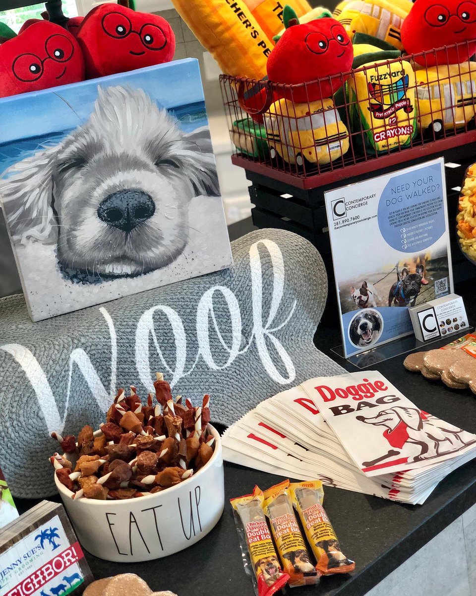 Live_W3's tweet photo. 🐾 Fur Real? These pups look paw-some! #LiveW3 https://t.co/wxhbXeKXrZ