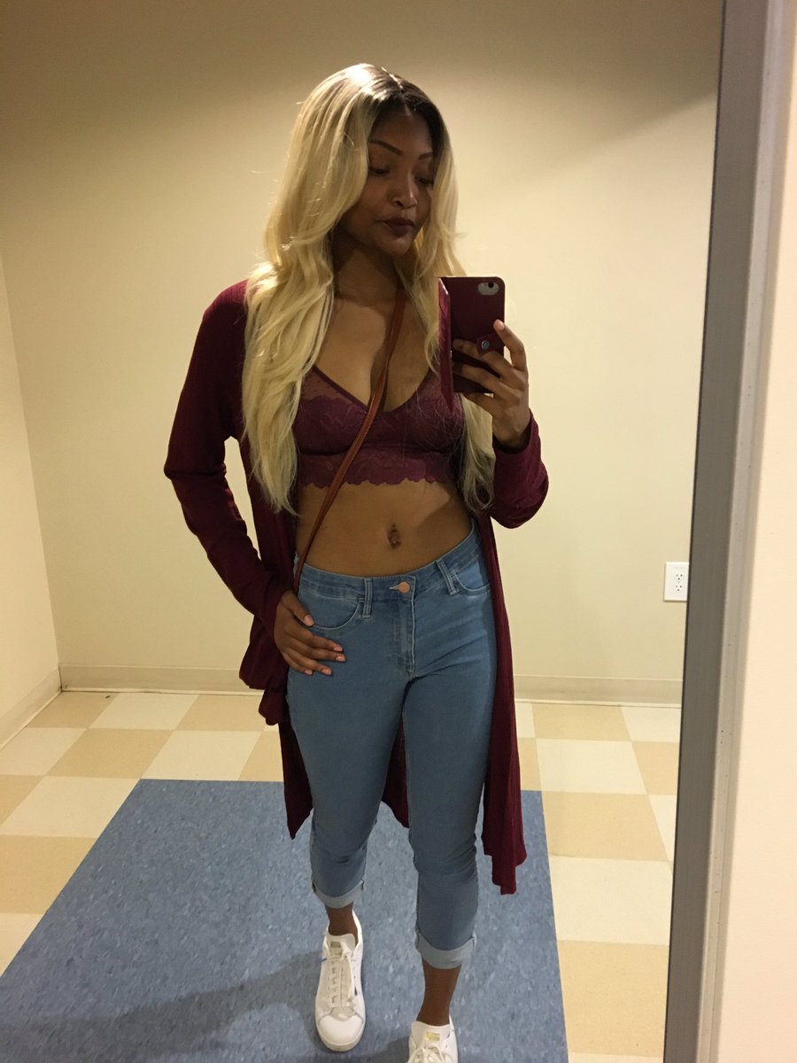 KittyyyKatJ's tweet image. A little bit of sunshine on a rainy #SpelHouseHC day ✨