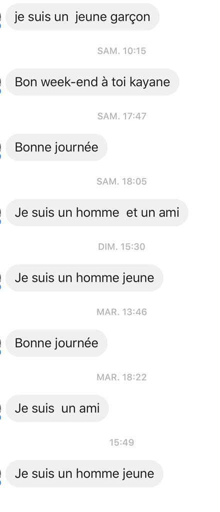 Kayane's tweet photo. « Pourquoi tu réponds pas sur Facebook ? 😡🤬» 

(Appuyez bien sur chaque screen pour tout voir 🤣) 

J’espère que vous comprendrez mieux, chaque fois que j’essaie de lire mes PM...ça m’exaspère 😌 https://t.co/1wMXYoXjLW