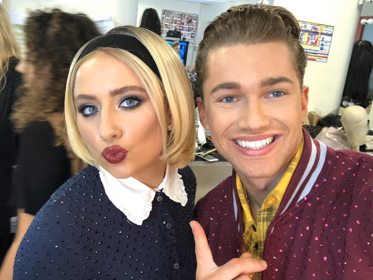 Aj11Ace's tweet image. So HALLOWEEN 🎃 👻🤣.. Sabrina &amp;amp; Harvey.. @bbcstrictly NOW @SaffronBarker