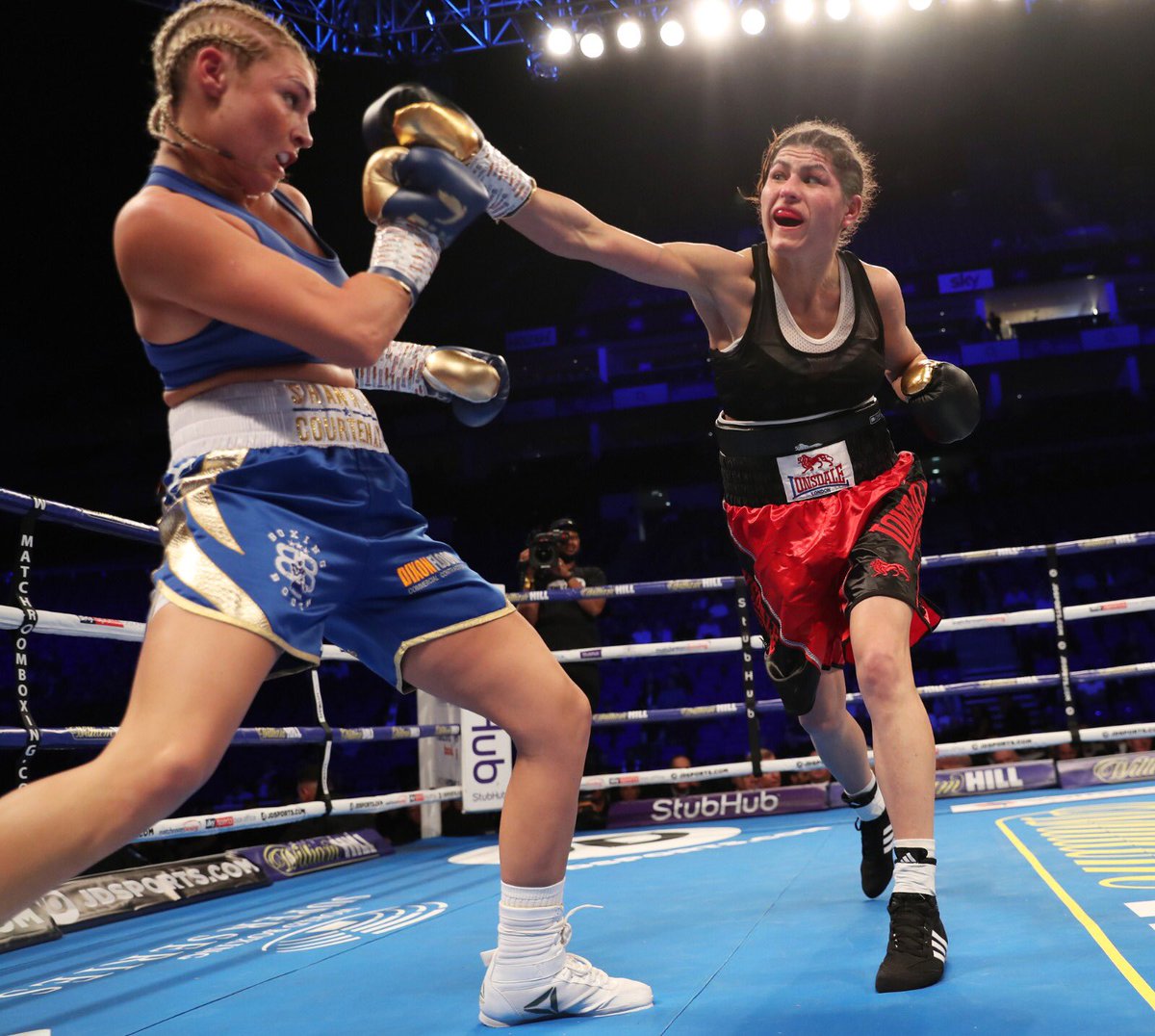 MatchroomBoxing's tweet photo. All action four rounds! 💥

@scourtenay gets the nod 39-38, good learning fight! 

#CourtenayNad #PrograisTaylor #ChisoraPrice https://t.co/GksHBNEsQk