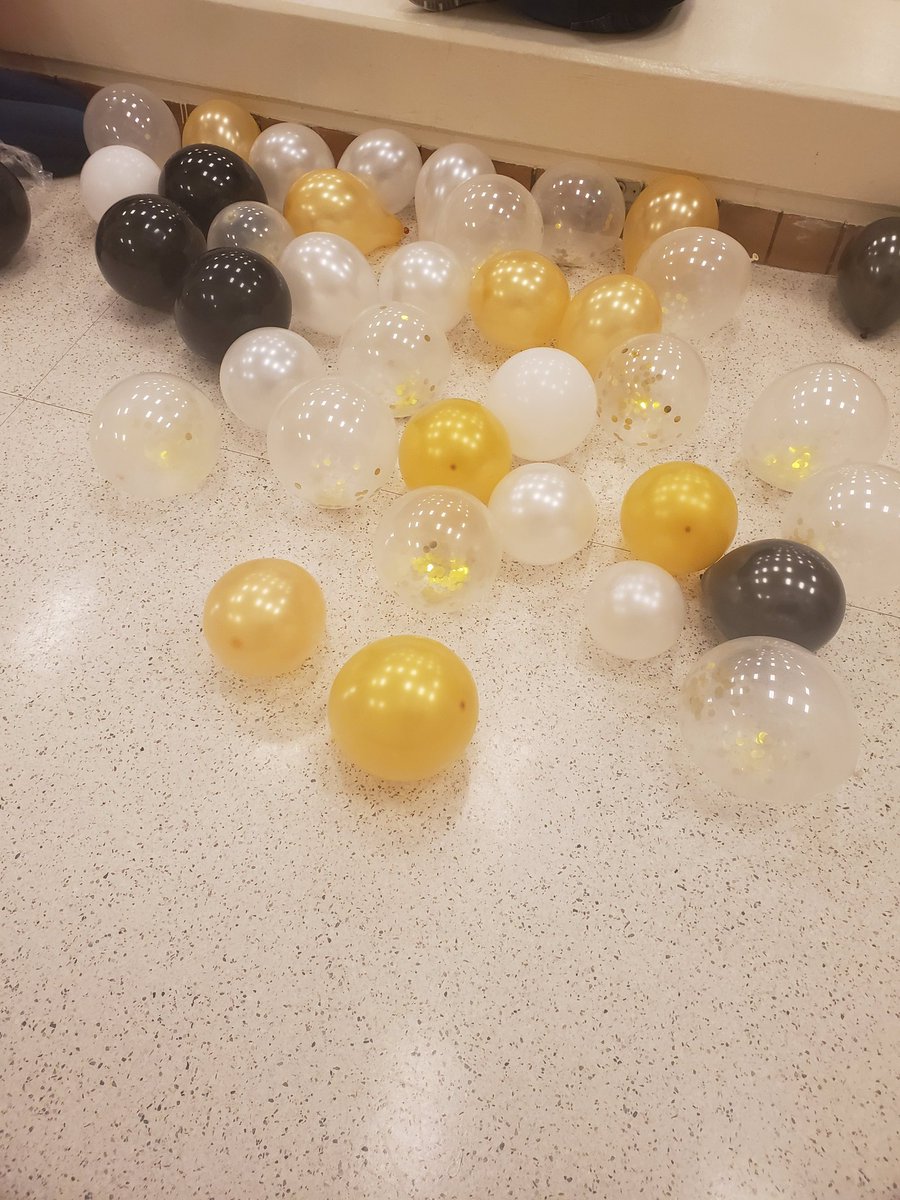 Getting ready for tonight...See you there #HoCo19 <a href="/PIHS_Tarpons/">Port Isabel High School</a> <a href="/PointIsabelISD/">Point Isabel ISD</a>