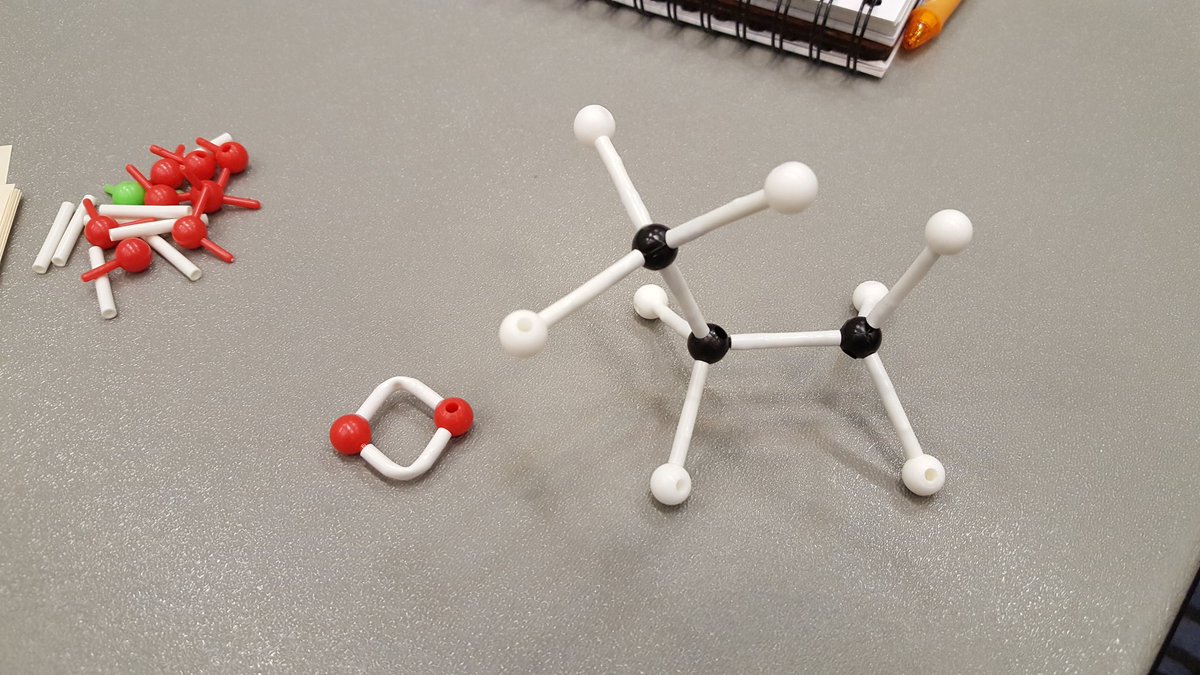 Modeling molecules and the carbon cycle with @LabAids at #NSTA19.