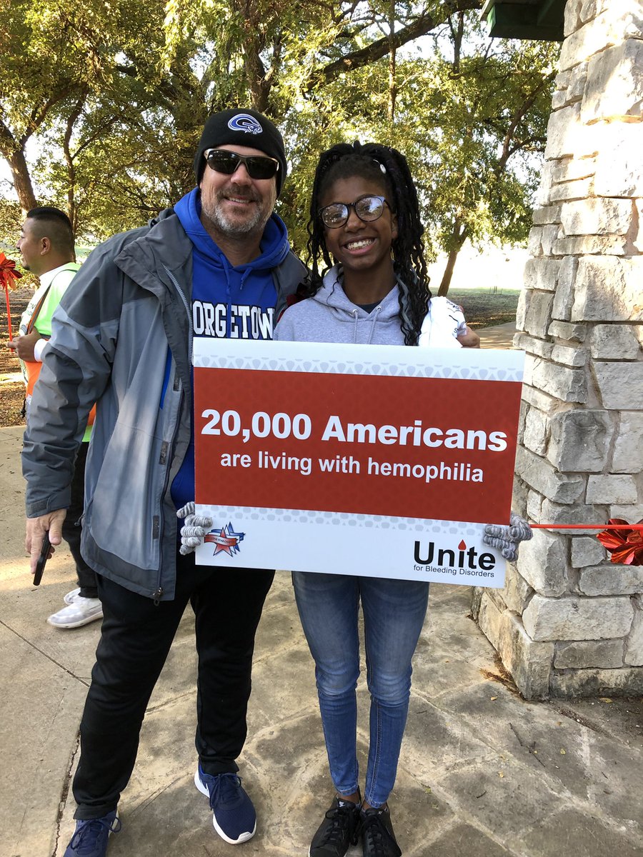 Beautiful day for a walk!! Thank you to these amazing kids from @GTeagleXC for coming out to volunteer and support Team Lukestrong at the Unite for Bleeding Disorders Walk. Way to represent! #leadgrowserve @GeorgetownISD