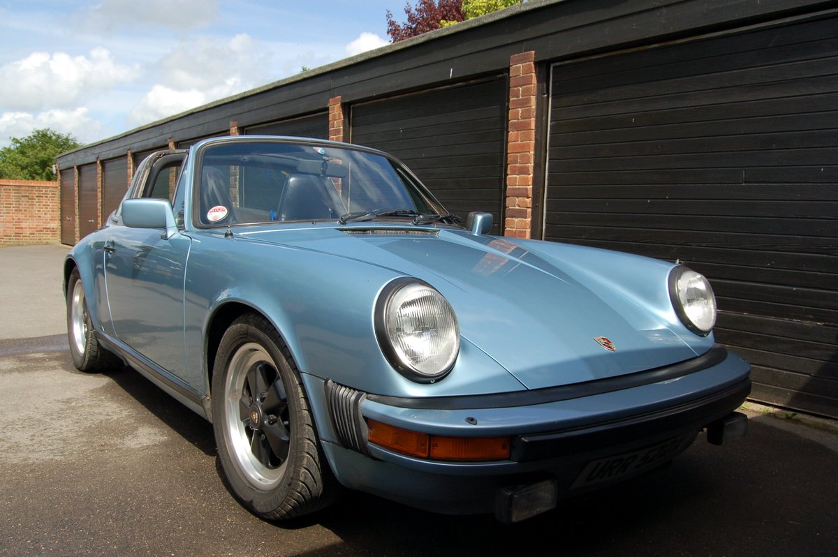 aohereng's tweet image. I had this car for 10 years, it was fun, sold it before they got daft. Do I miss it ? Sometimes. What have you enjoyed owning and have fond memories of ? Pictures please. #porsche #Porsche911 #911SC
