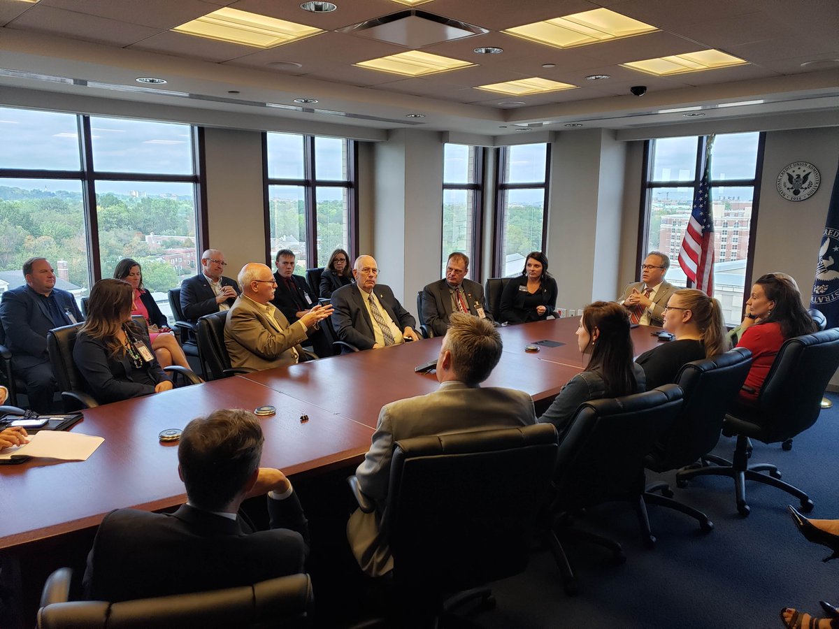 Royal_CU's tweet image. Royal's YP CU Activist headed to Washington D.C. in September to talk to WI lawmakers during Hike the Hill. Read her full blog here bit.ly/361VV5u  for an inside look at what Amanda's trip held and what she learned.