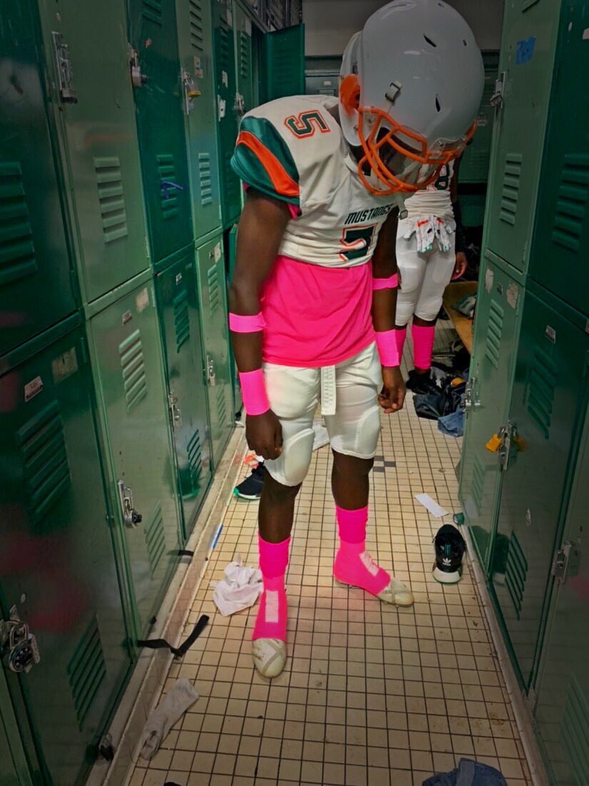 _LayLow5's tweet image. @CoachJohn_HYAS  dropping Film  soon 🤫🔥 #freshmenseason