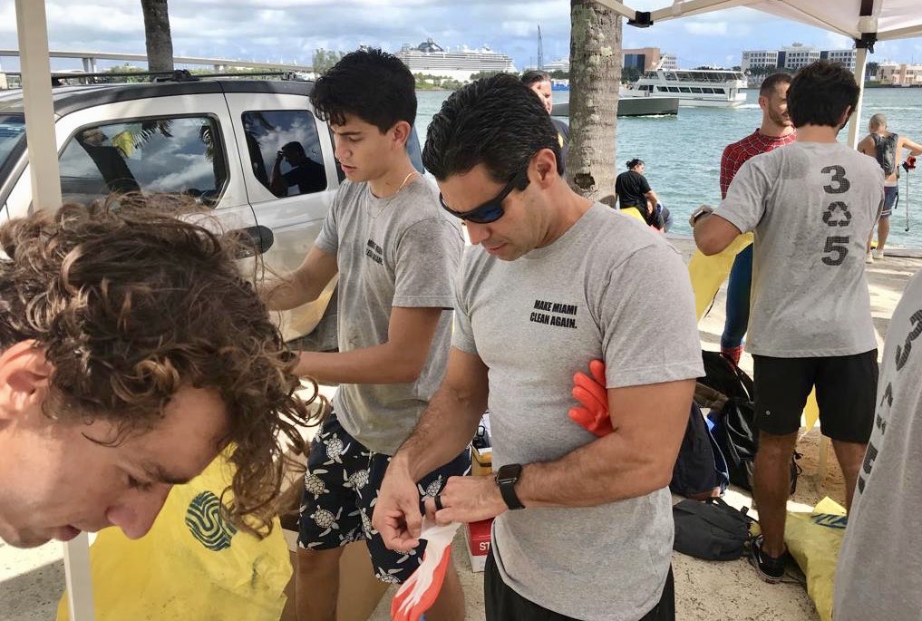 Andrew and I couldn’t be happier to get down and dirty with hundreds of volunteers to clean up <a href="/BayfrontParkMIA/">Bayfront Park Miami</a> today. Keeping our shorelines clean ensures that the <a href="/CityofMiami/">City of Miami</a> remains a beautiful, resilient, and eco-friendly city for years to come. Thank you, <a href="/sendit4thesea/">sendit4thesea</a>!