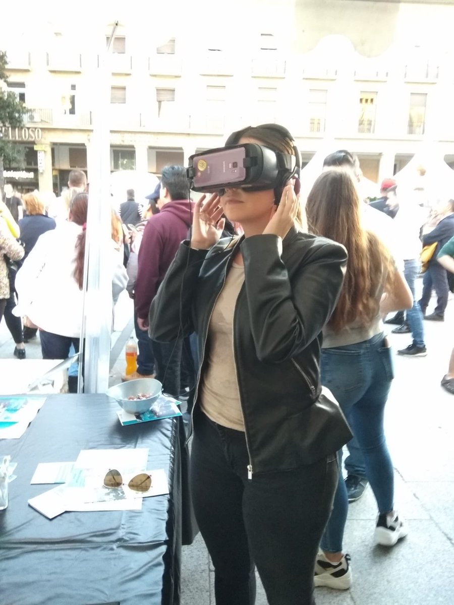 También he podido conocer las reivindicaciones de <a href="/CajPlataforma/">Plataforma del Consejo Aragonés de la Juventud.</a> y su camino para poder llegar a ser Consejo Aragonés de la Juventud. 

Y también he podido disfrutar de las ideas educativas con realidad virtual que proponen los jóvenes de <a href="/icijiku19/">無花果＠脱オタしました</a> 
#FeriaCJZ