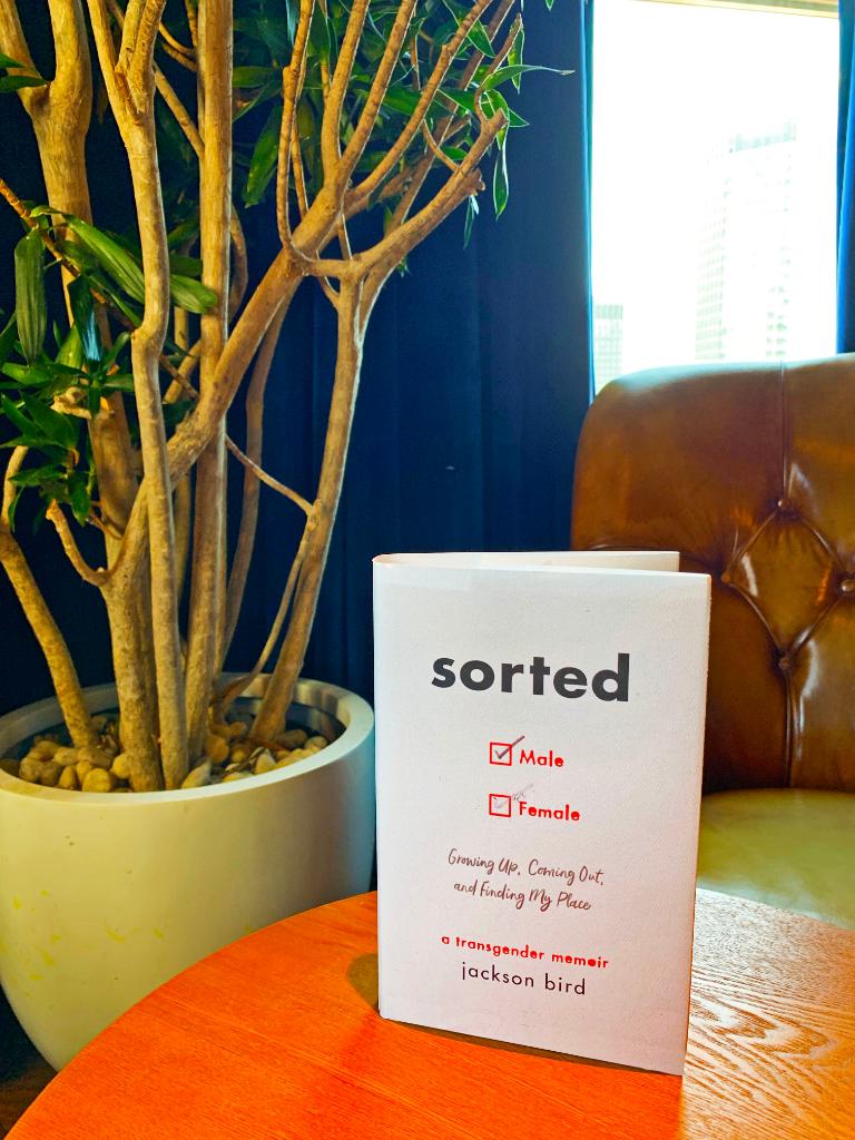simonschuster's tweet photo. Celebrate #LGBTHistoryMonth with @jackisnotabird's unflinching and endearing memoir #Sorted! ๐๐๐
More info here!: ๐ https://t.co/7vCB38UyYn
#TillerPress #JacksonBird #LGBTHM #LGBTQ #LGBTQHistoryMonth https://t.co/vx5TwCWYtg