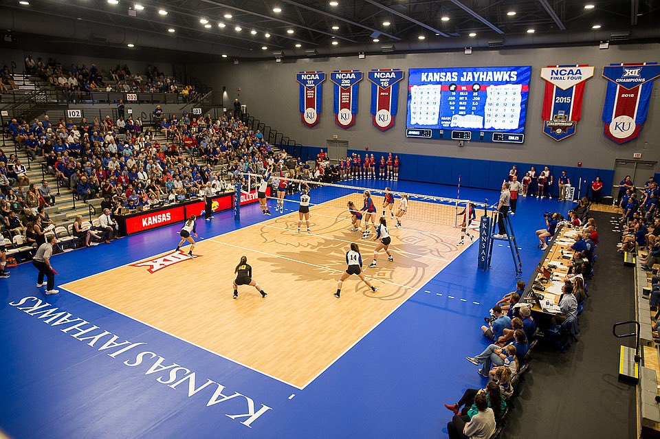 McgeheBryn's tweet photo. I am so very excited to announce my verbal commitment to play volleyball at KU. I want to thank my awesome coaches, family and friends for their love and support through this whole process. #rockchalk ❤️💙 https://t.co/GBVFaNnFJN