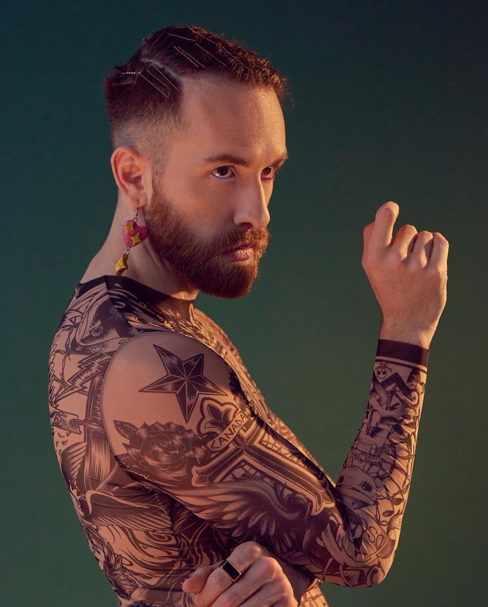 when I die I wanna look at my life and know at least i was myself. 
St. Louis tonight 🕺🏼🕺🏼

Photo @meron_photo 
Creative Dir @camilletrust 
Style @viniciusadira 
MUA <a href="/rayceejones/">raycee jones</a> AKA @chillclubbeauty 
Asst @simplispiritu 
Shirt <a href="/Dsquared2/">DSQUARED2</a> 
Pants <a href="/Versace/">VERSACE</a>
Boots @drmartensofficial