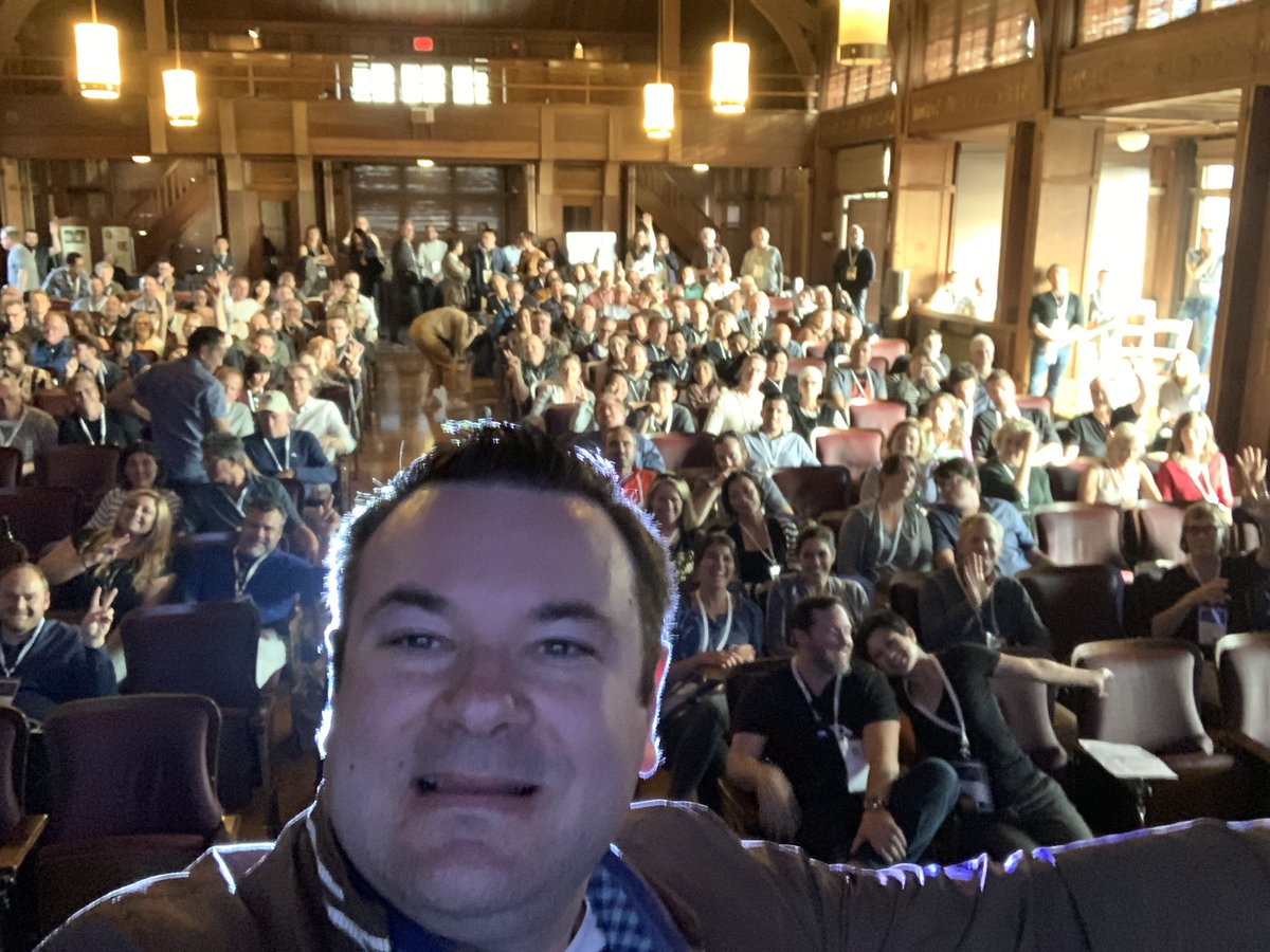 #archiselfie @mdc_conf Day 2 from the Chapel!
•
•
•
#montereydesigncobference #mdc #mdc2019 #MDClifer #AIA #AIACA #chapellife
•
#aiacawashere