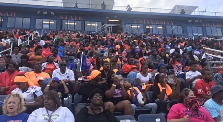 grindtime_moss's tweet photo. Special thanks to a record setting crowd and the best fans in the nation for making it an electric atmosphere we fed off each other all day 
#OneSSU
#SavannahsTeam
#FindAWay https://t.co/I4TveaM2bw