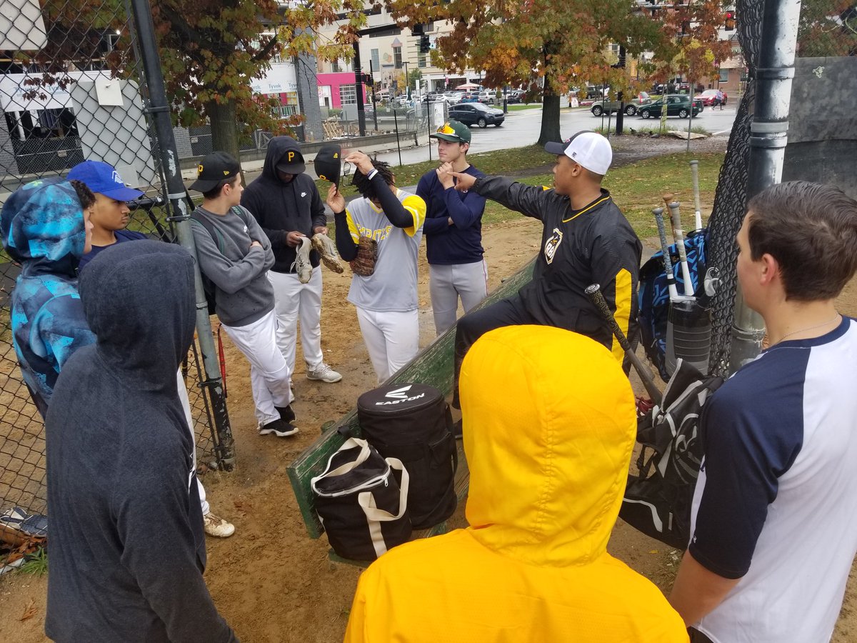 PittsburghRBI's tweet photo. Rainy Saturday - no problem for these young men! #CommittedToExcel #Preparation #RBI365 https://t.co/r51b1ujQ8G