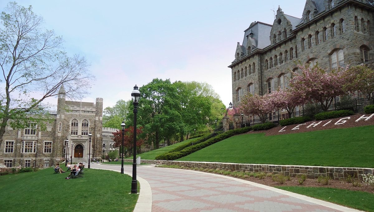 tolliver_teddy's tweet photo. I’m very excited to announce that I have committed to Lehigh University! I want to thank all of my friends, family, and coaches for helping fulfill this dream! https://t.co/WJj3SF1Hcj