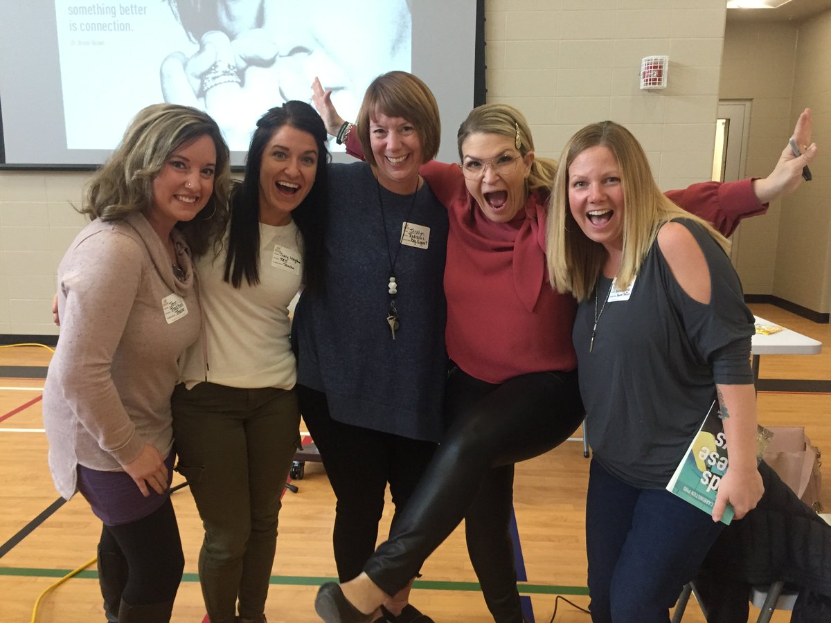 Twyla_McNeil's tweet photo. Thank you @JodyCarrington A morning full of laughter, joy, tears and Connection! I look forward to meeting you again in August!  #kidsthesedays #pssd #growingtogether #ReLitRegina https://t.co/iytenKct4z